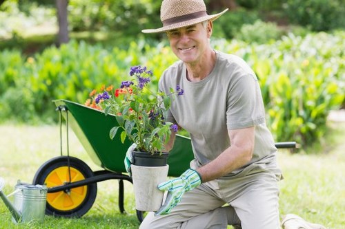 Recycling garden waste sustainably